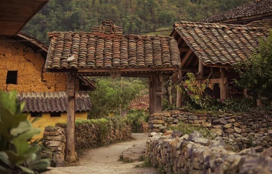 Chanh Homestay Lo Lo Chai Loung Co ภายนอก รูปภาพ